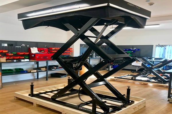 Makaslı Hidrolik Yük Asansörü